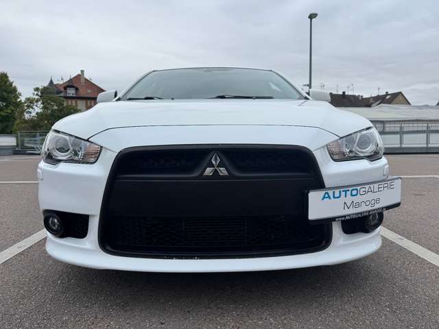 Mitsubishi Lancer Sportback Instyle NAVI/XENON/LEDER/PDC