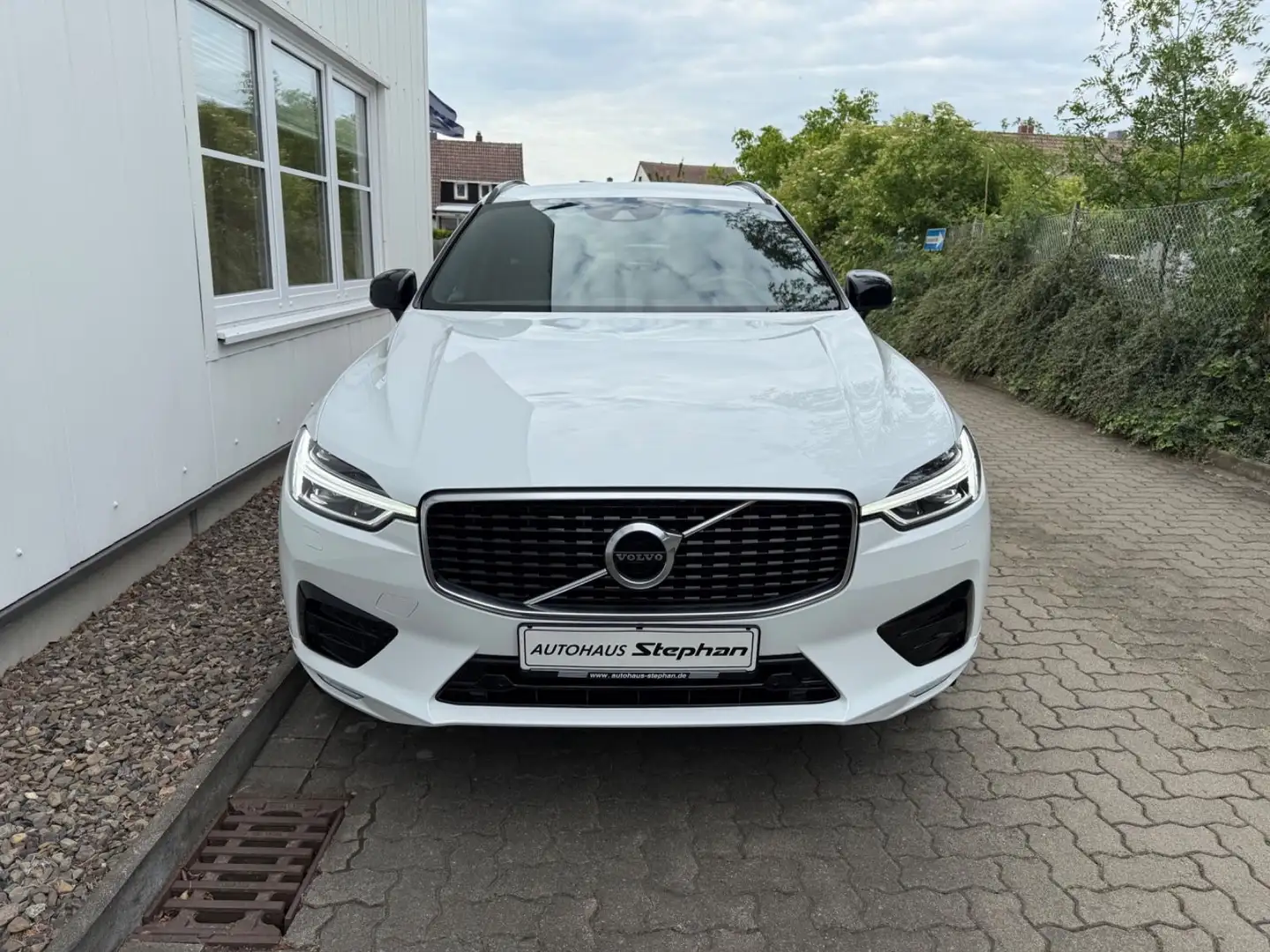 Volvo XC60 T4 R-Design Geartronic EURO6DT GARANTIE Weiß - 2