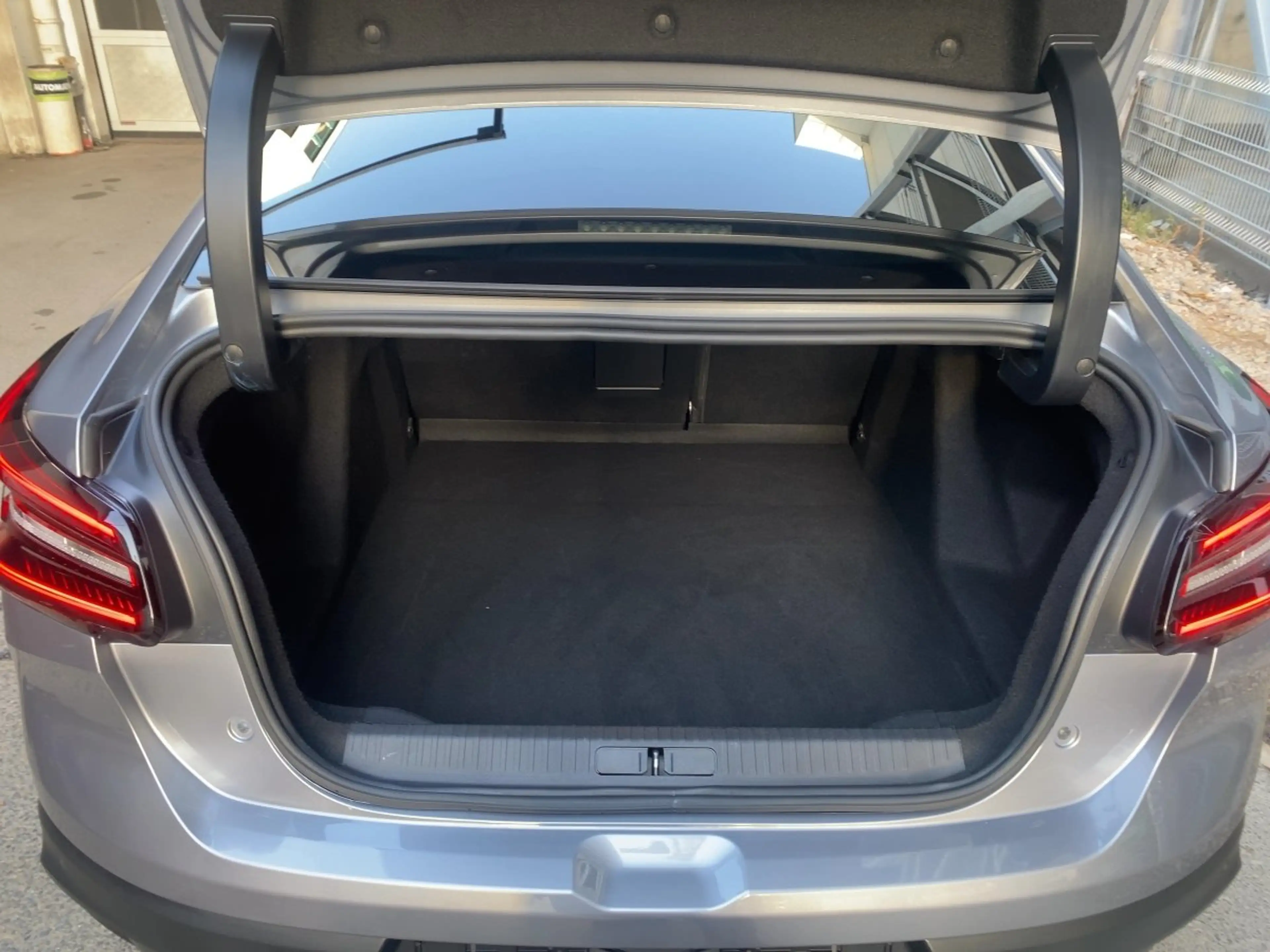 Citroen C4 X 1.2 PureTech 130 Max LED+Navi+2xKlima+Kam. — photo 8