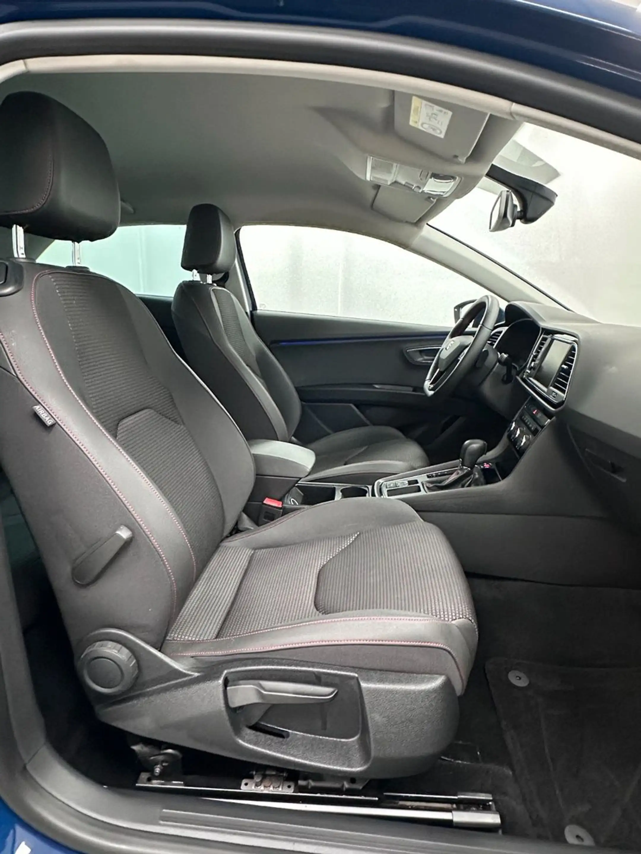 SEAT Leon SC FR STANDHEIZUNG+NAVI+LED+KAM+PDC — photo 22