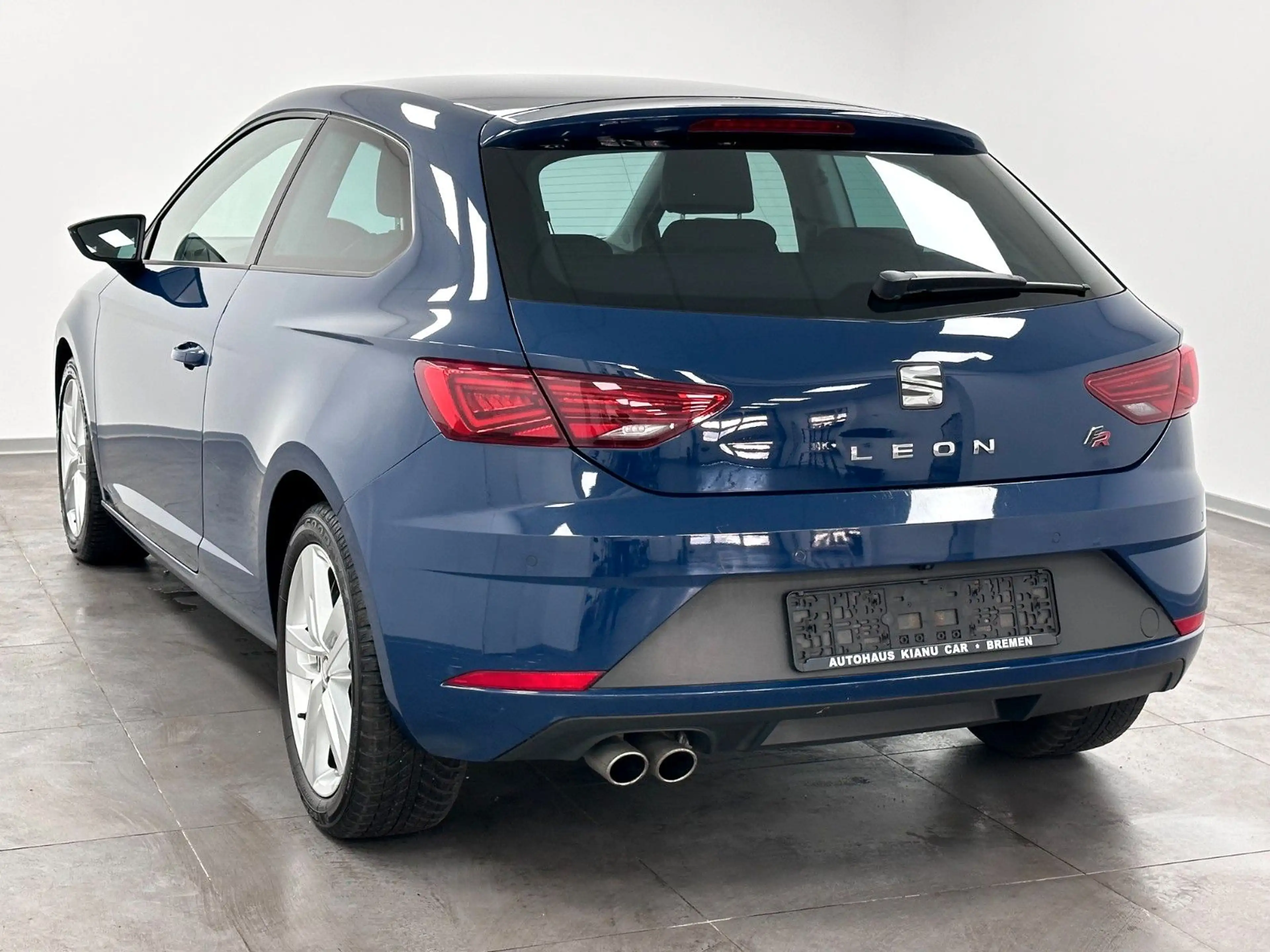 SEAT Leon SC FR STANDHEIZUNG+NAVI+LED+KAM+PDC — photo 6