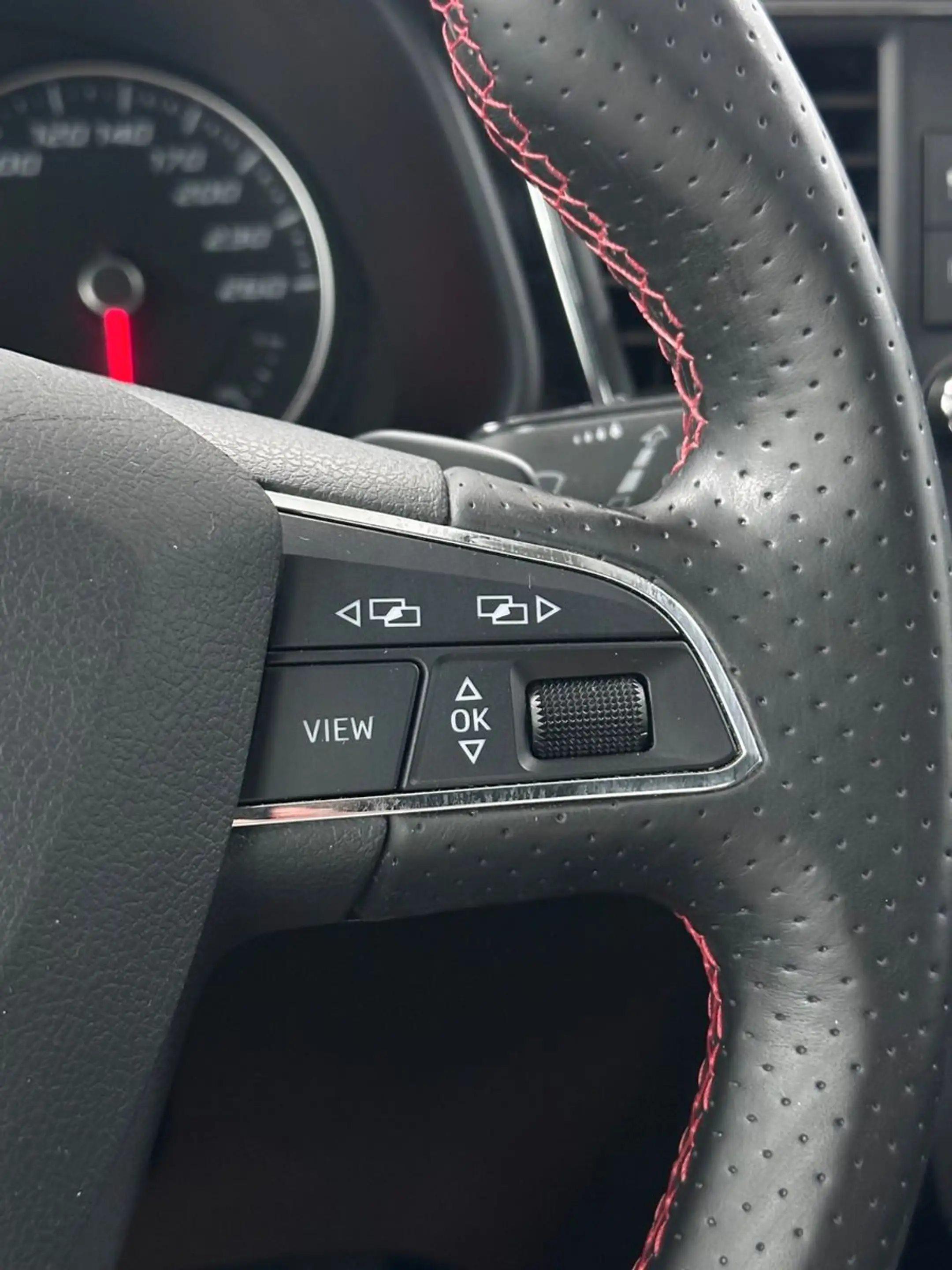 SEAT Leon SC FR STANDHEIZUNG+NAVI+LED+KAM+PDC — photo 18