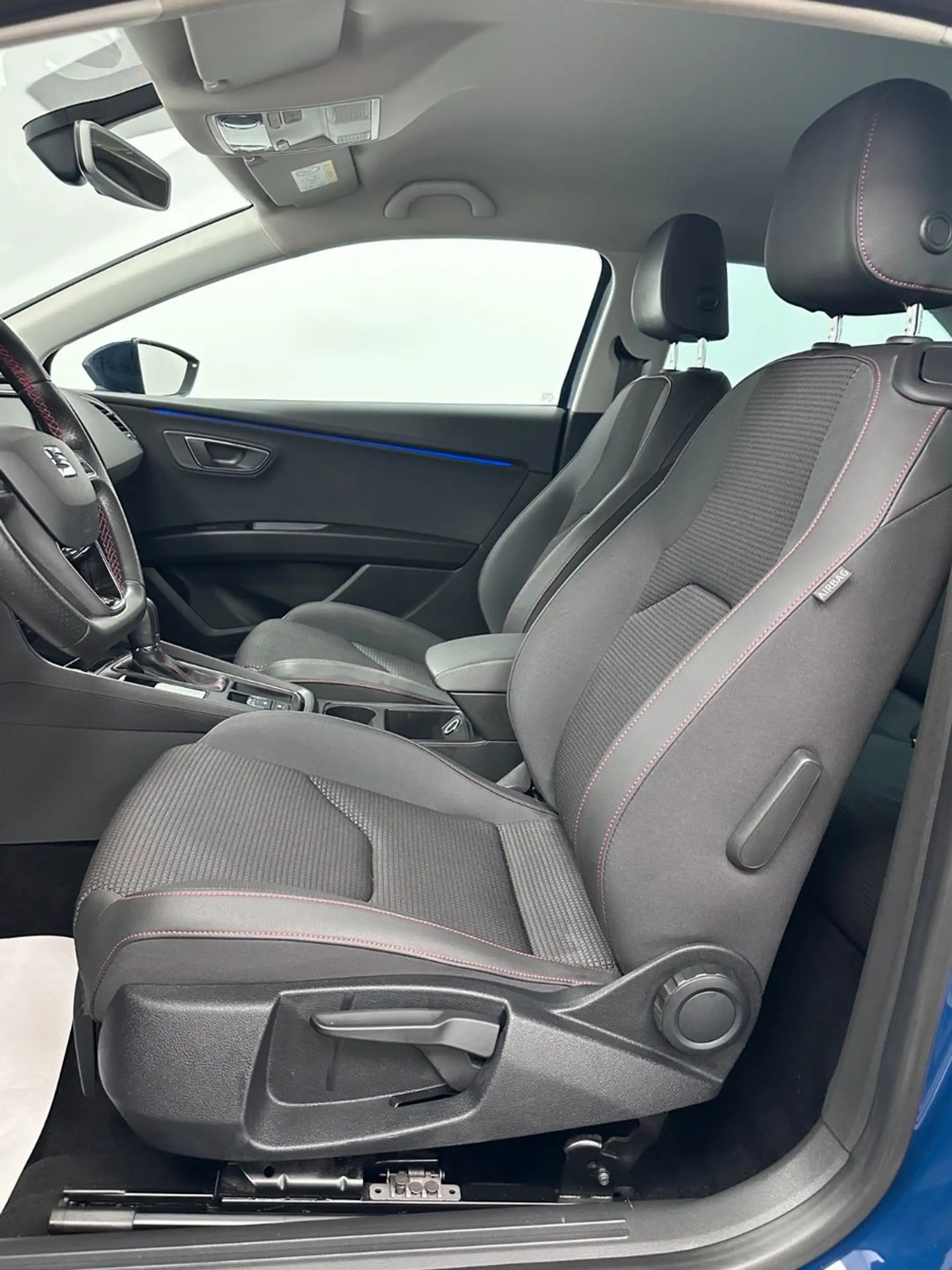 SEAT Leon SC FR STANDHEIZUNG+NAVI+LED+KAM+PDC — photo 8