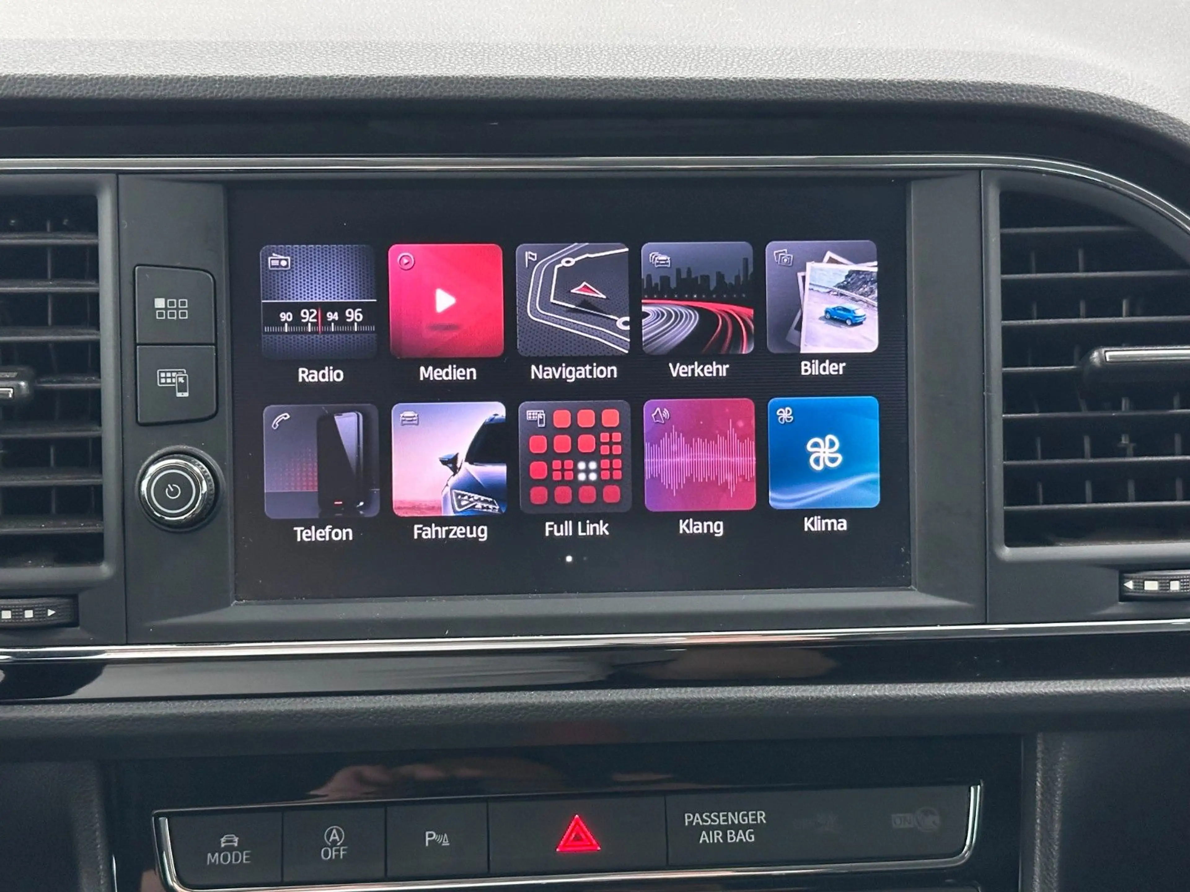 SEAT Leon SC FR STANDHEIZUNG+NAVI+LED+KAM+PDC — photo 11