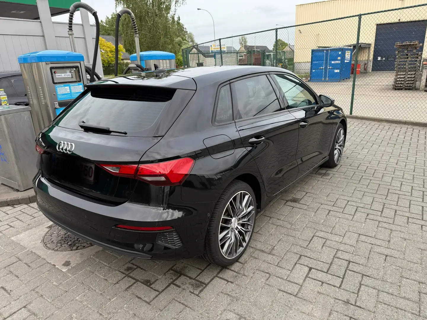 Audi A3 Sportback 30 TDI 116 Noir - 1