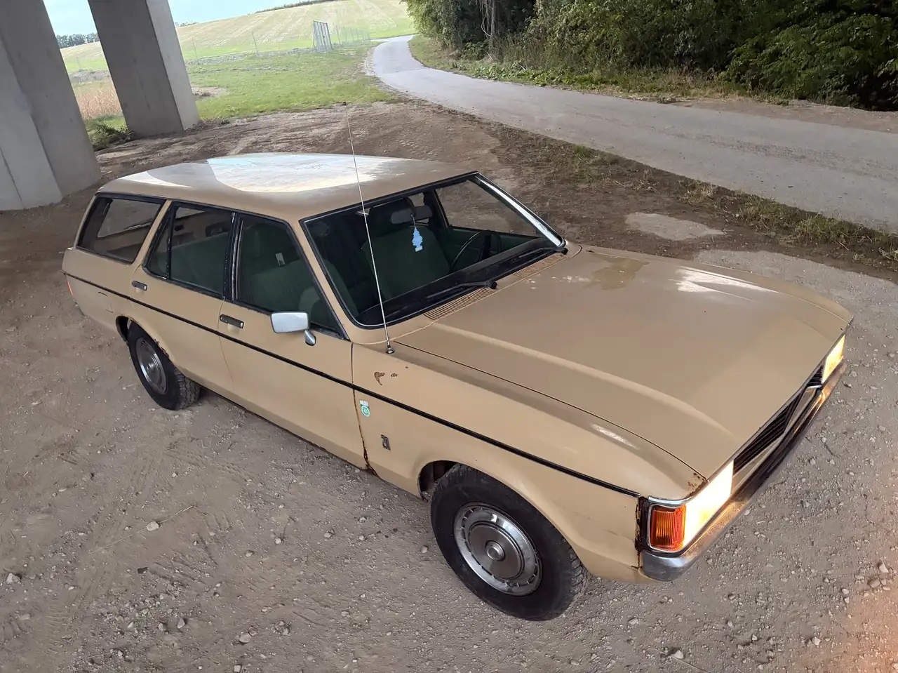 Ford Granada 2.0 4 Zylinder, foto 4