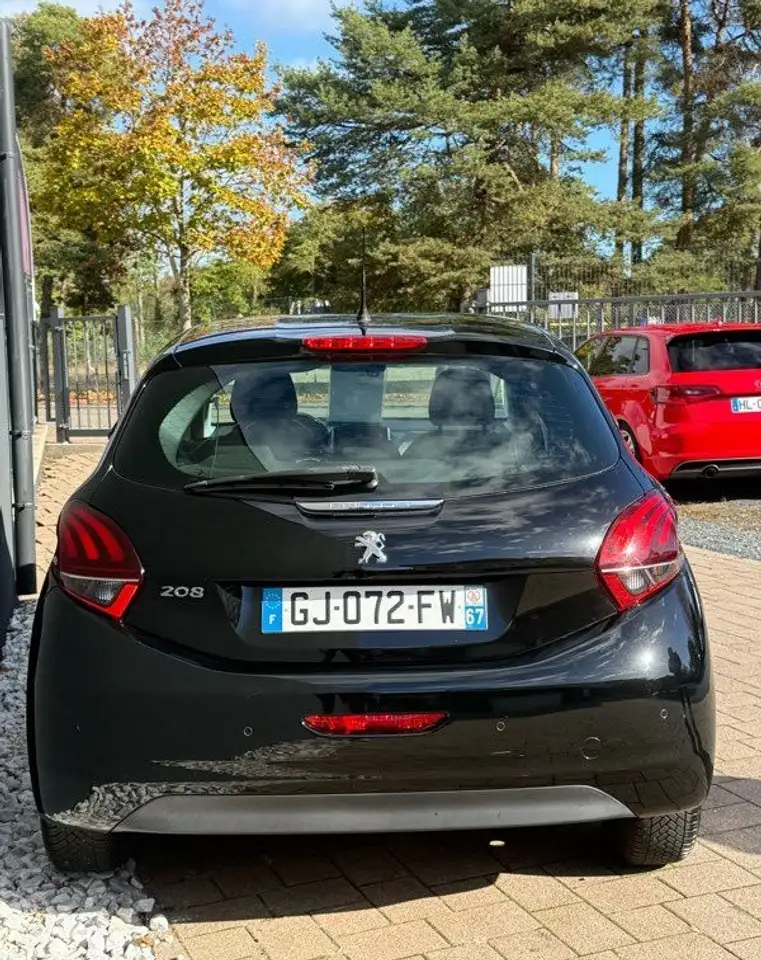 Peugeot 208 208 — photo 4