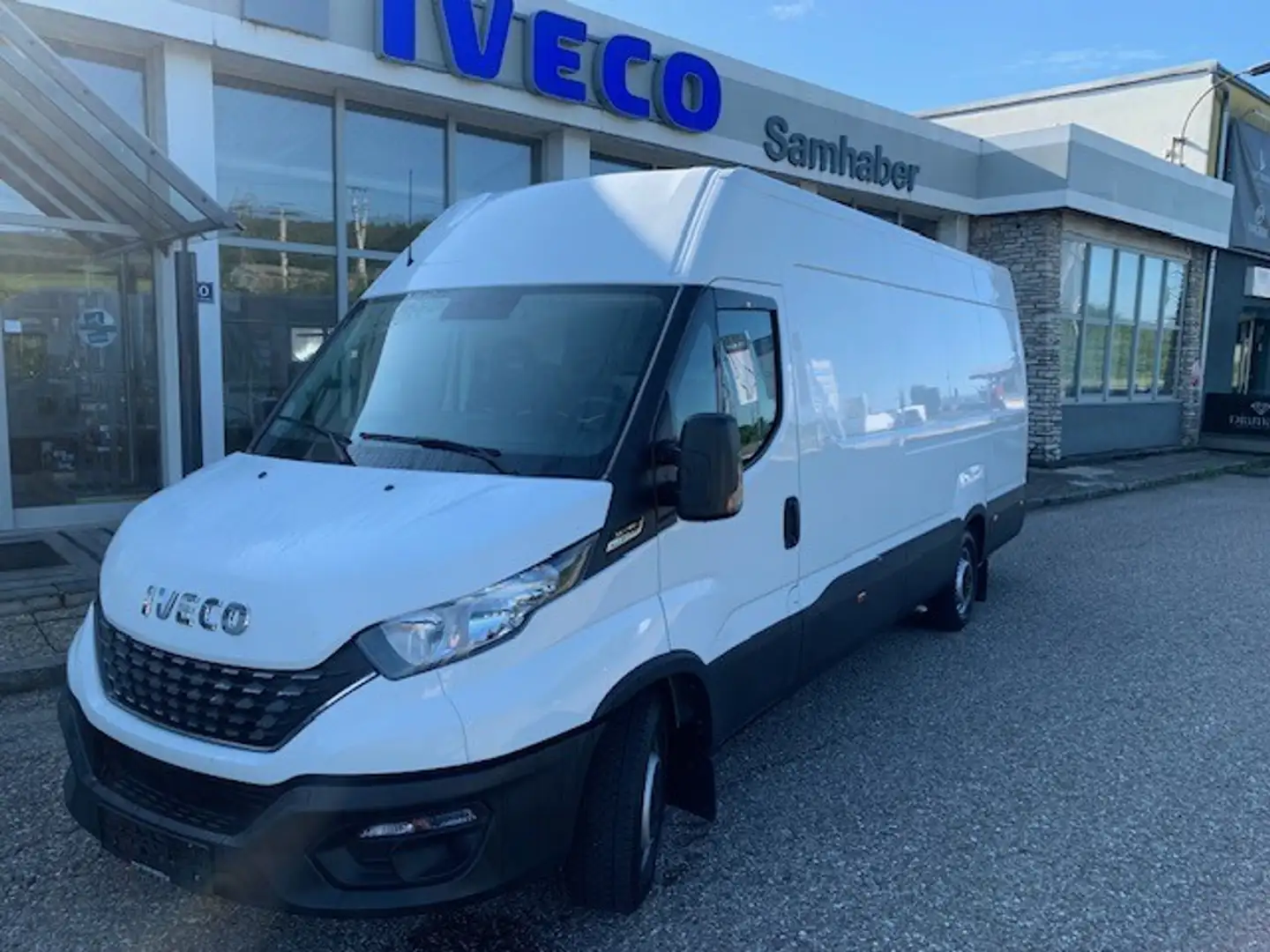 Iveco Daily 35S16A8 Maxi L4H2 Weiß - 1
