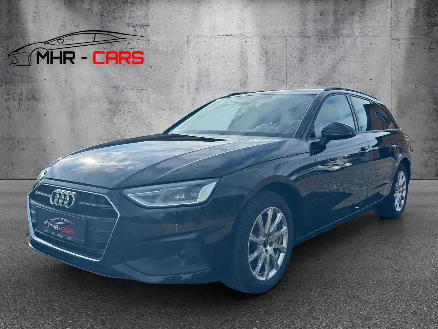 Audi A4 40 2.0 TDI Noir - 1