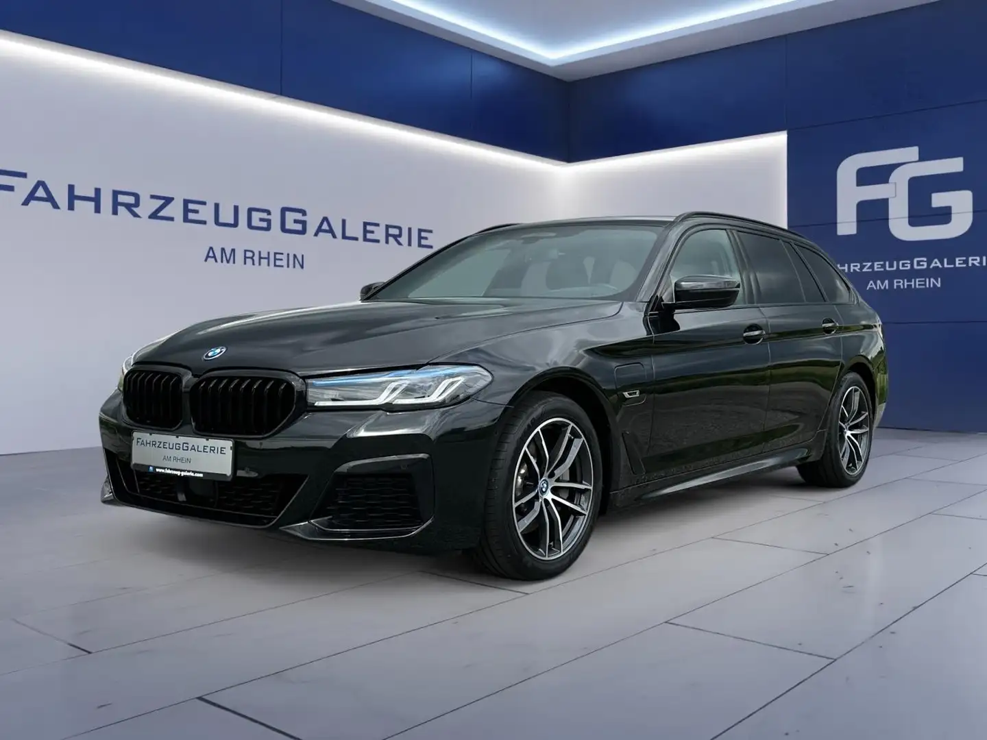 BMW 530 e Touring M Sport Metallic Lenkradheizung Zwart - 2