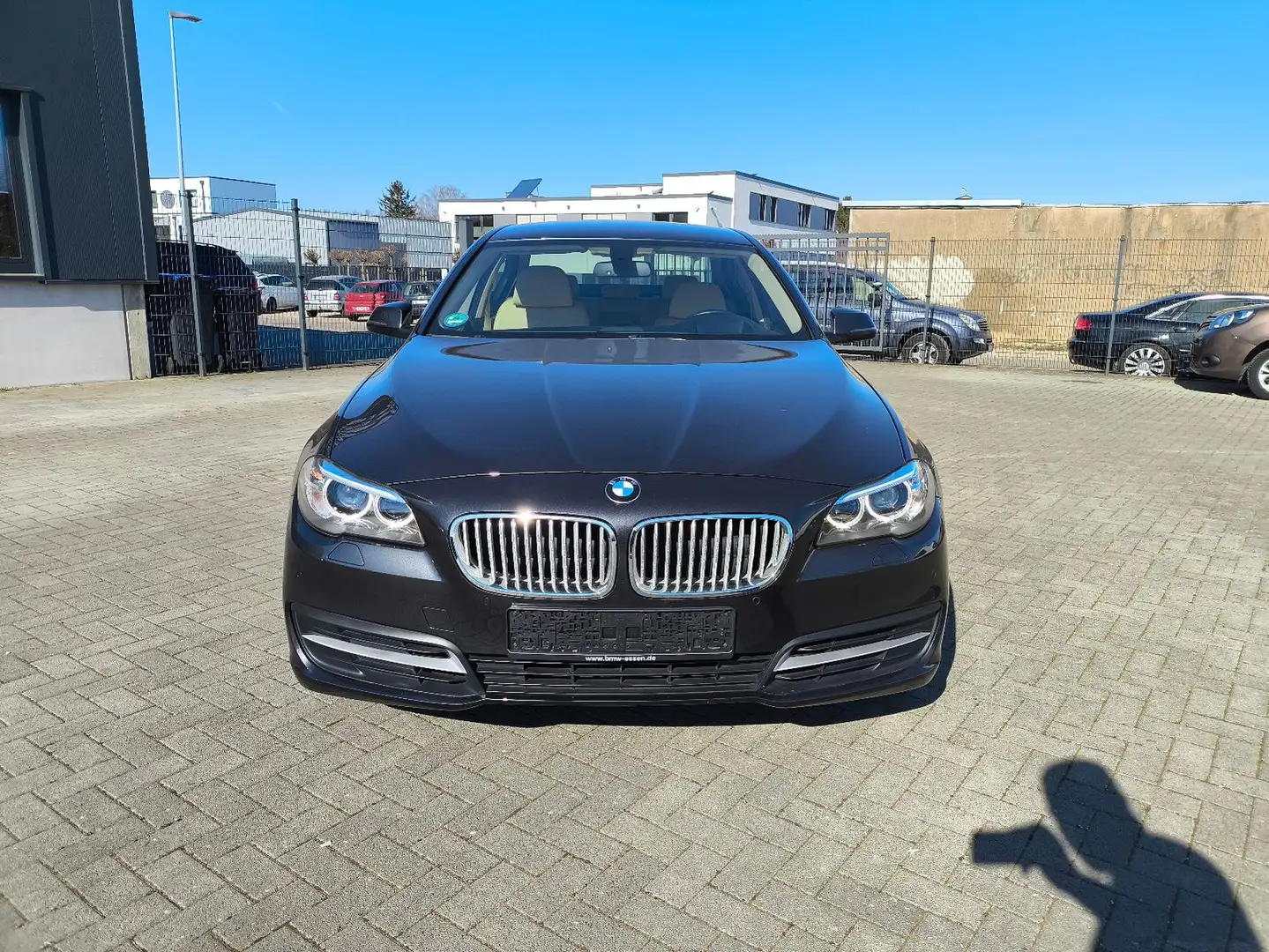 BMW 520 i,LEDER,HEADUP DISPLAY,KLIMA,NAVI,ALU Grau - 1