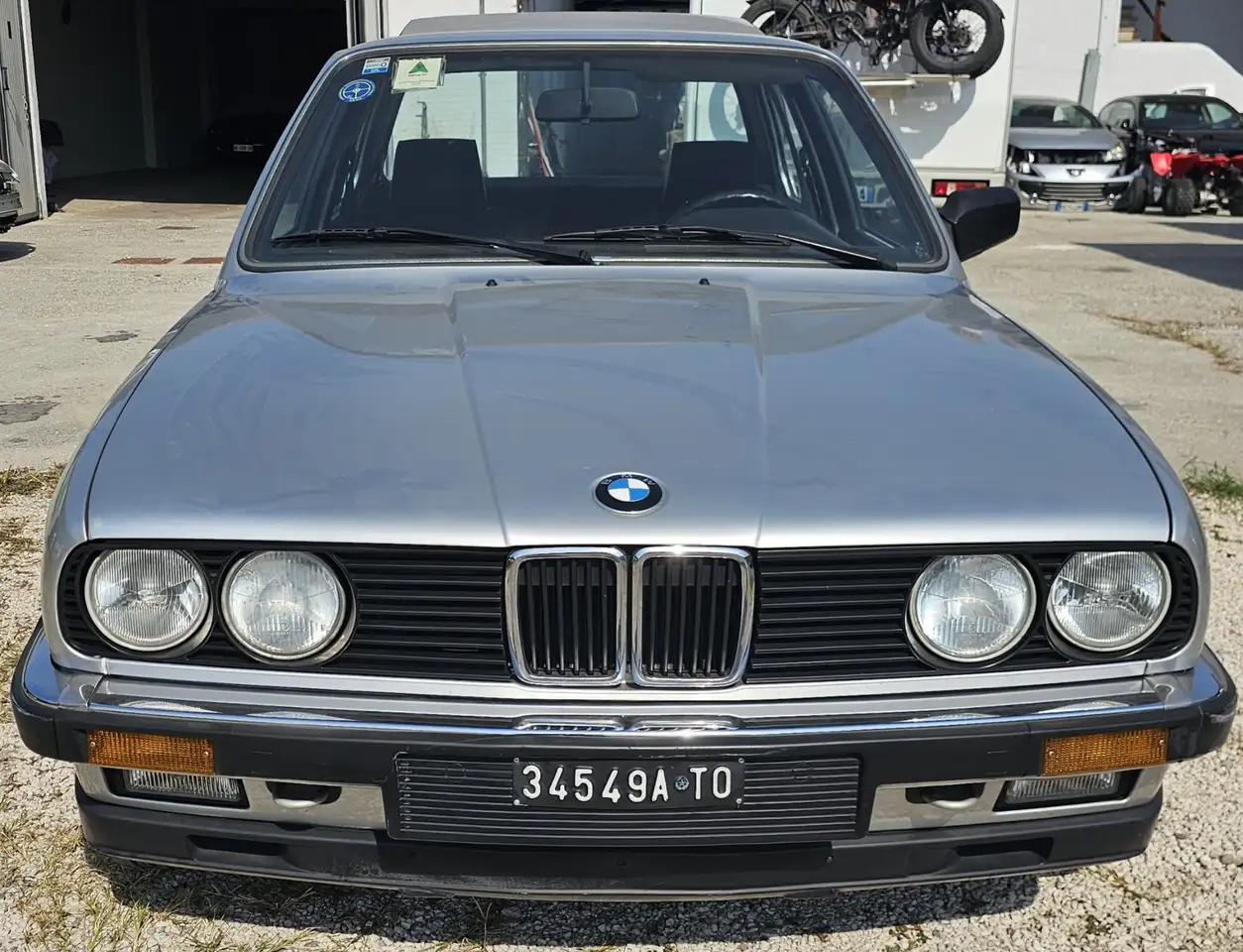 BMW 318i 4p, foto 5