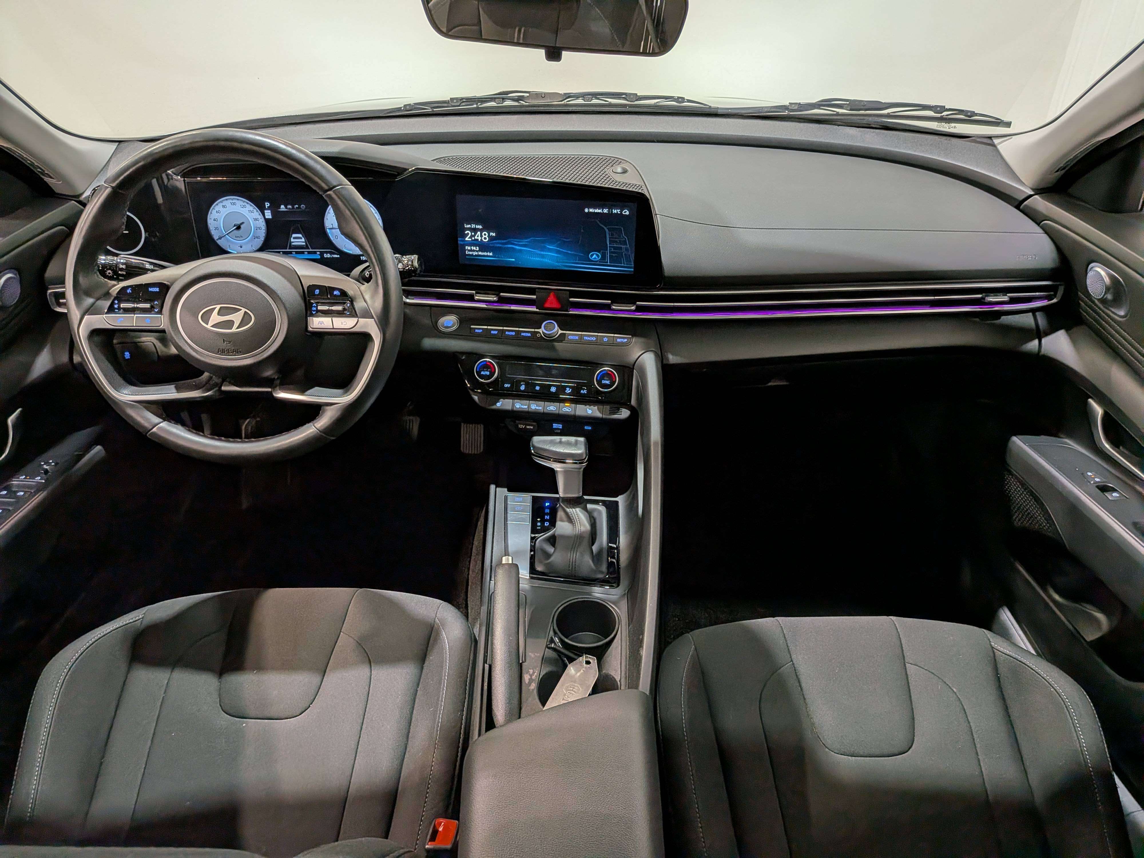 Hyundai Elantra 2025