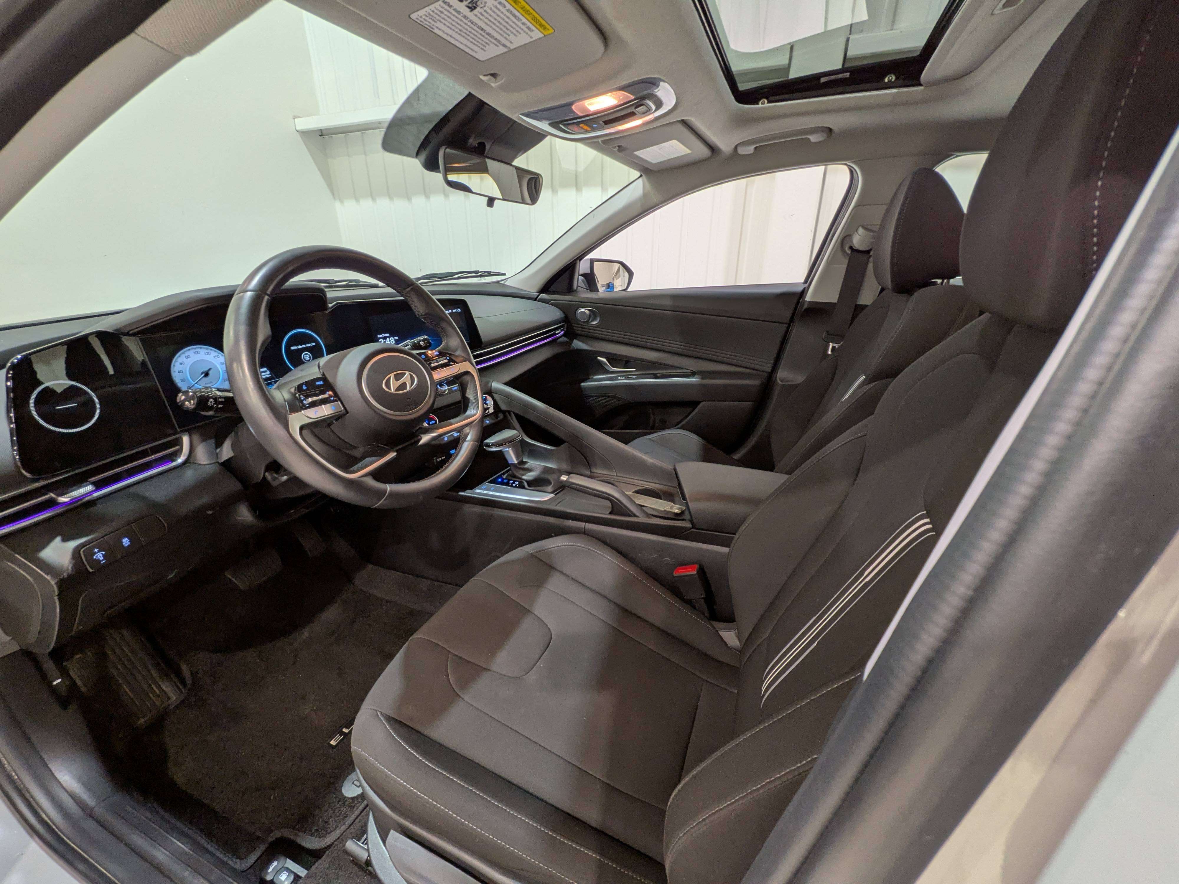Hyundai Elantra 2025
