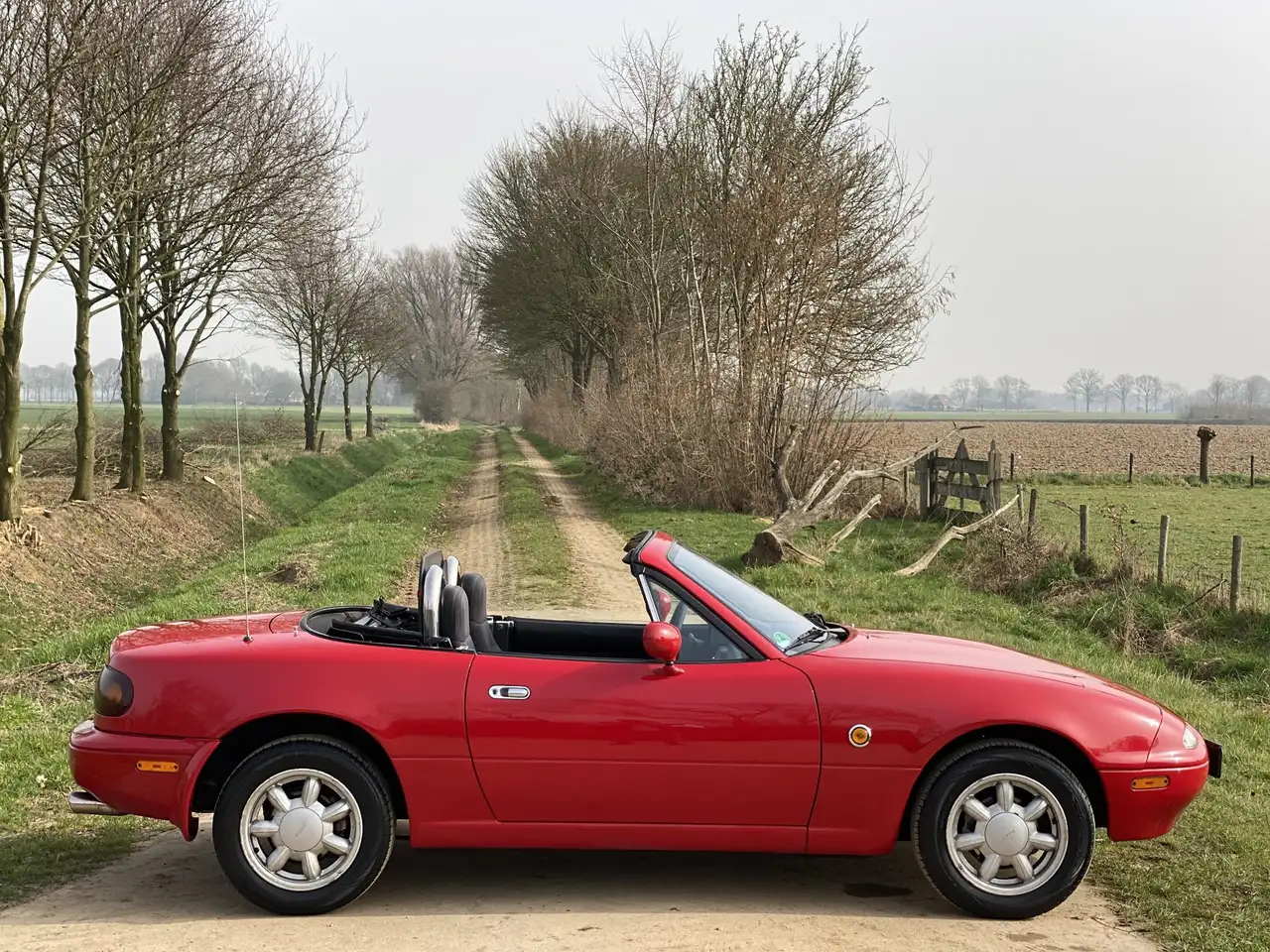 Mazda MX-5 NA 1.6i-16V 116PK, CLASSIC RED, HET ORIGINEEL!, foto 7