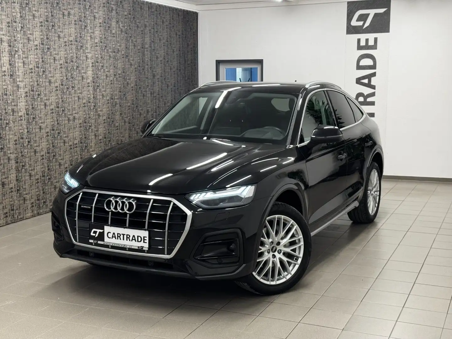 Audi Q5 40 Sportback 2.0 TDI quattro advanced Schwarz - 2