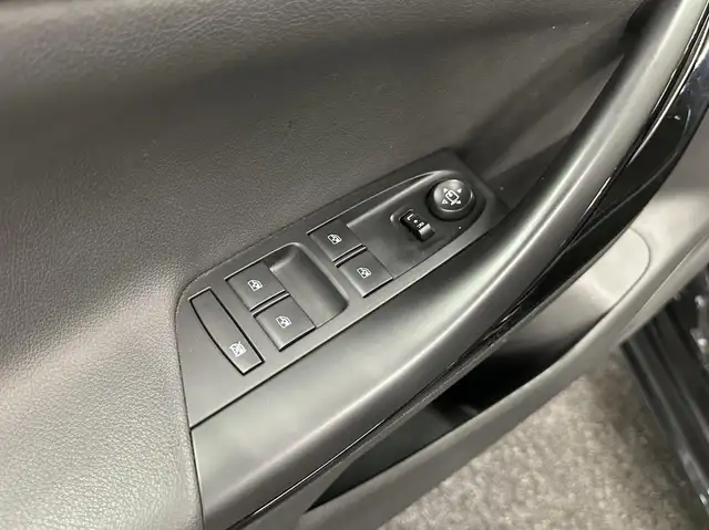 Opel Astra view 17