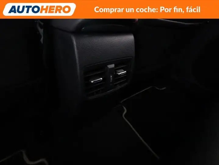 Toyota Auris 2019, foto 33