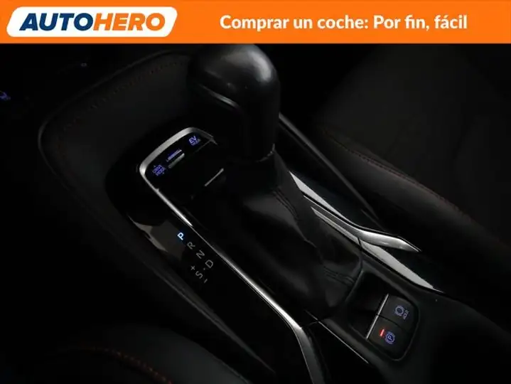 Toyota Auris 2019, foto 27