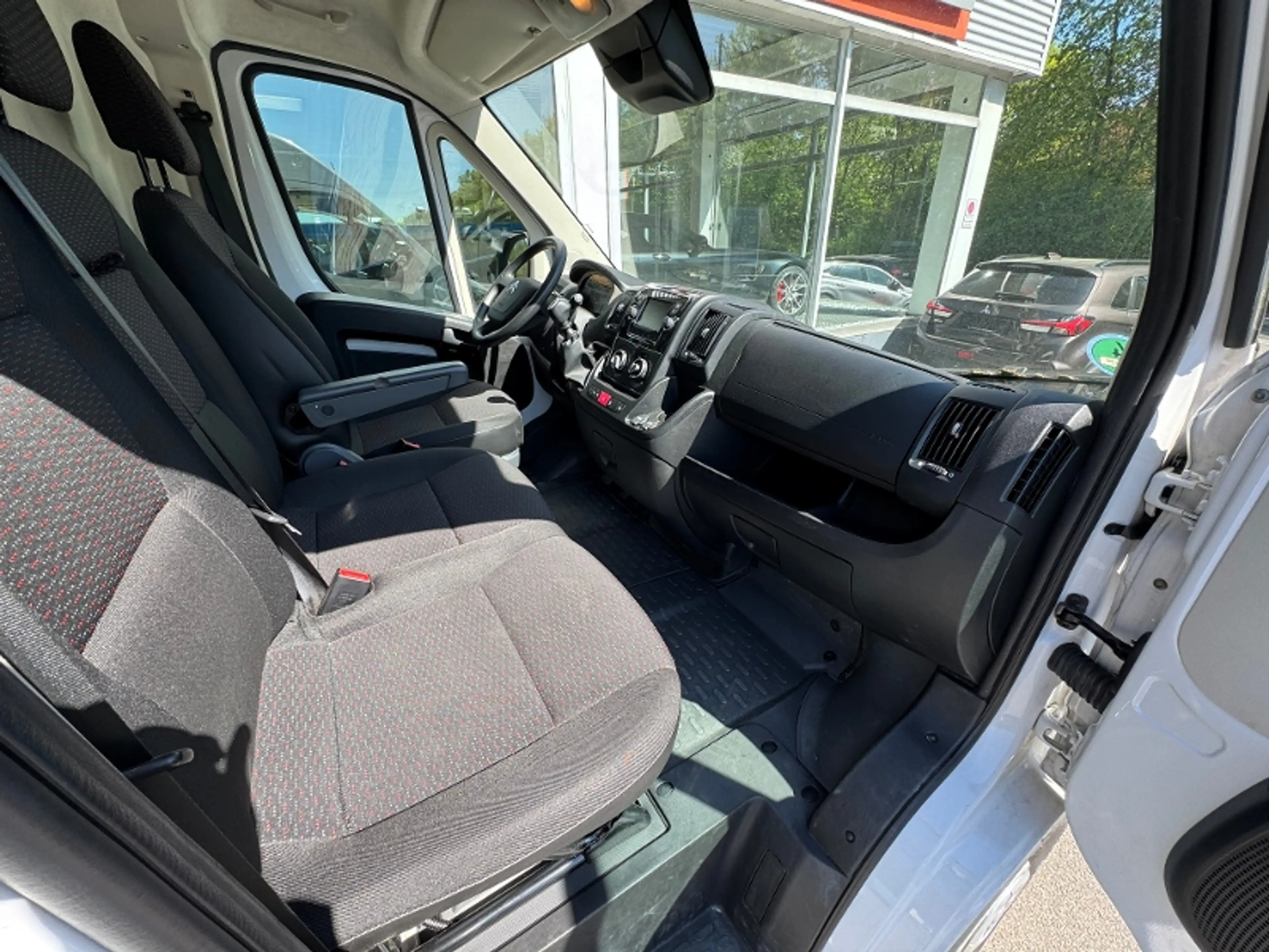 Citroen Jumper 33 L2H2 Club BlueHDi 140 — photo 6