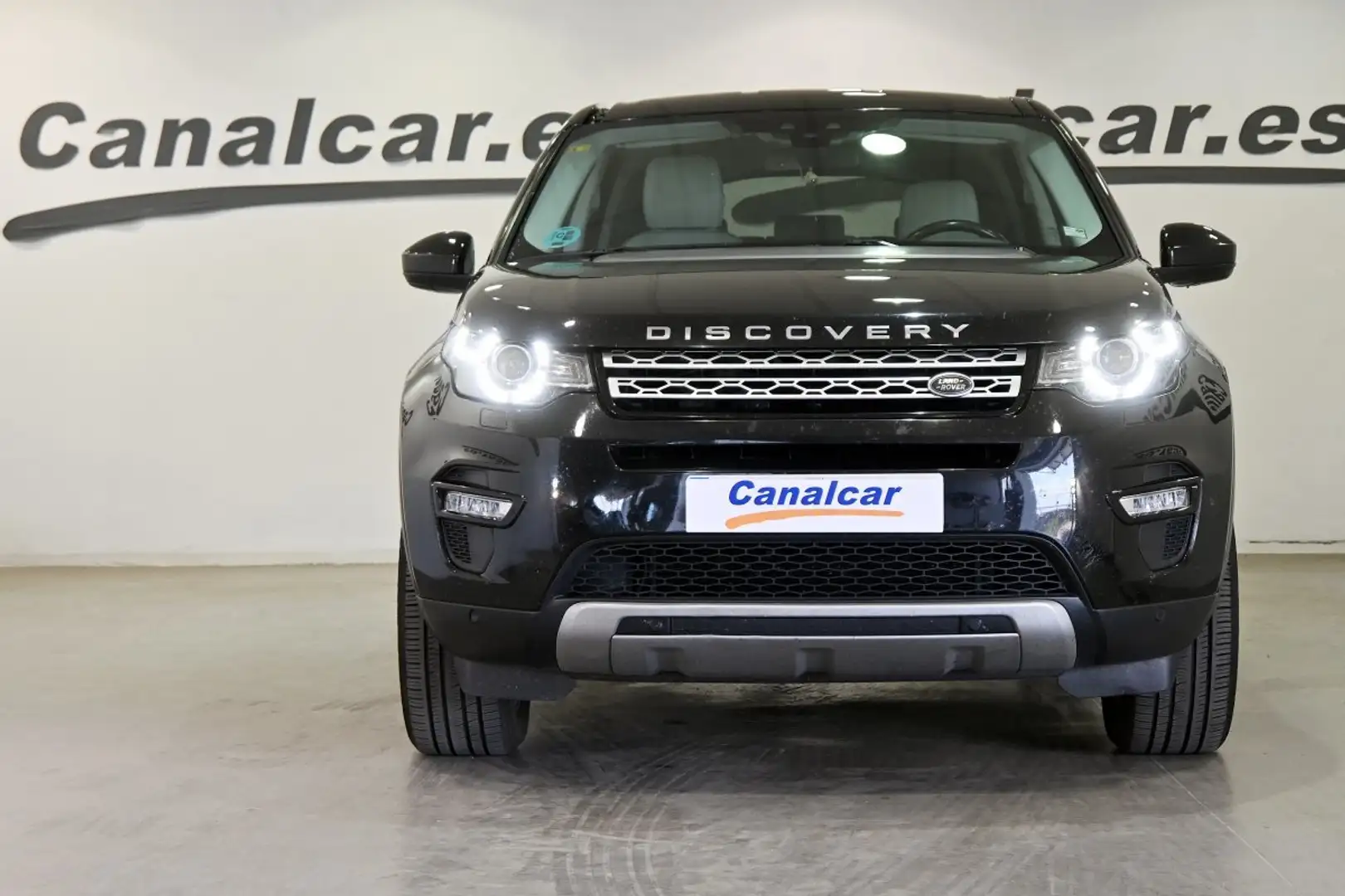 Land Rover Discovery Sport 2.0TD4 HSE 4x4 150 Schwarz - 2