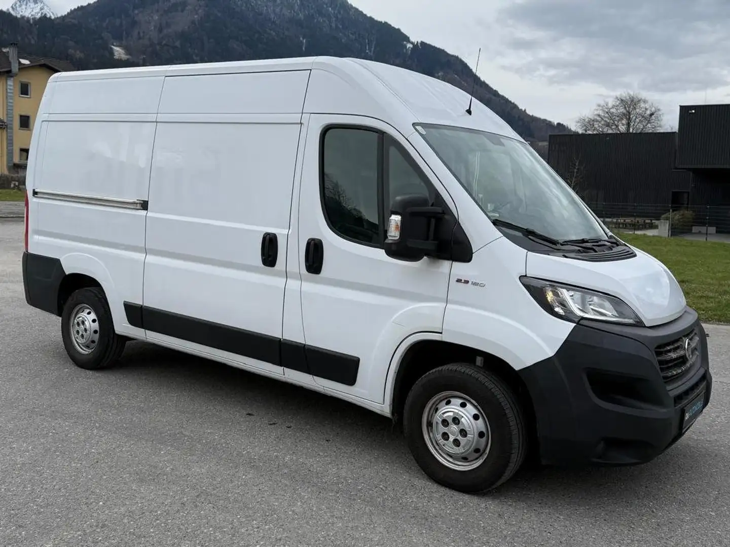 Fiat Ducato 120 L2H2 RS: 3450 mm Weiß - 1