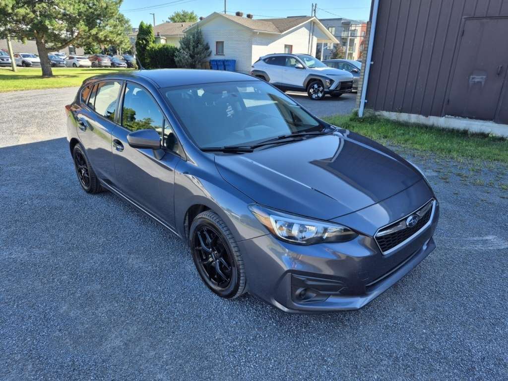 2017 Subaru Impreza Commodité — снимка 1