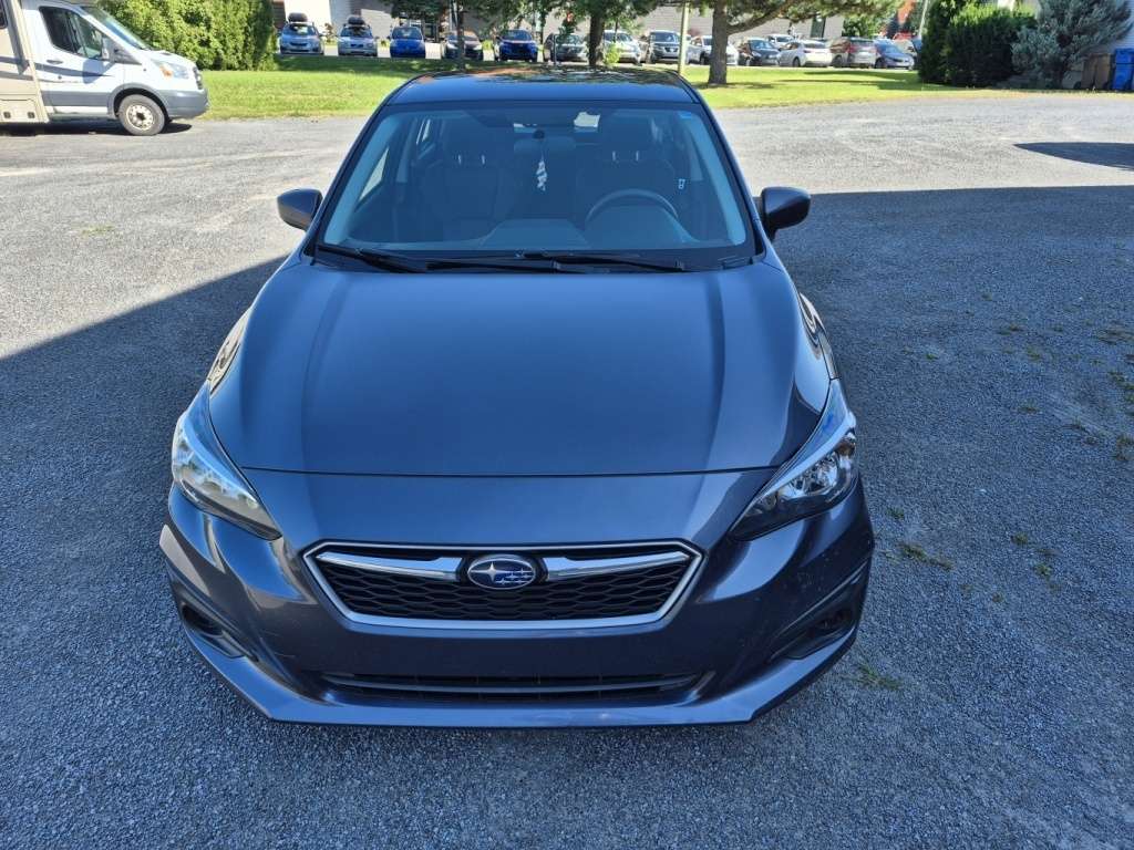 2017 Subaru Impreza Commodité — снимка 1