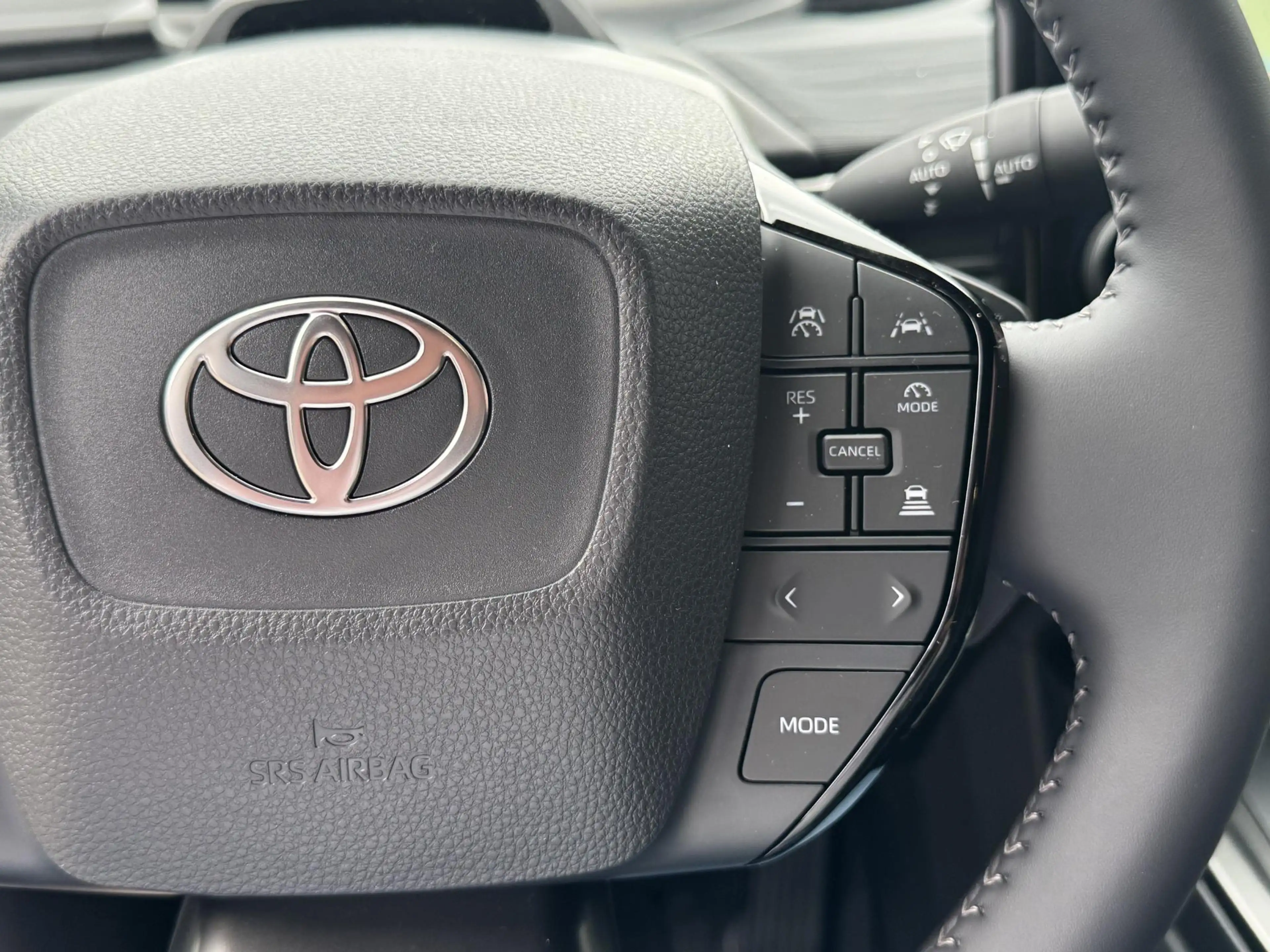 Toyota C-HR+ First Edition 77 kWh WARMTEPOMP EL-ACHTERKLEP PRIV — photo 14