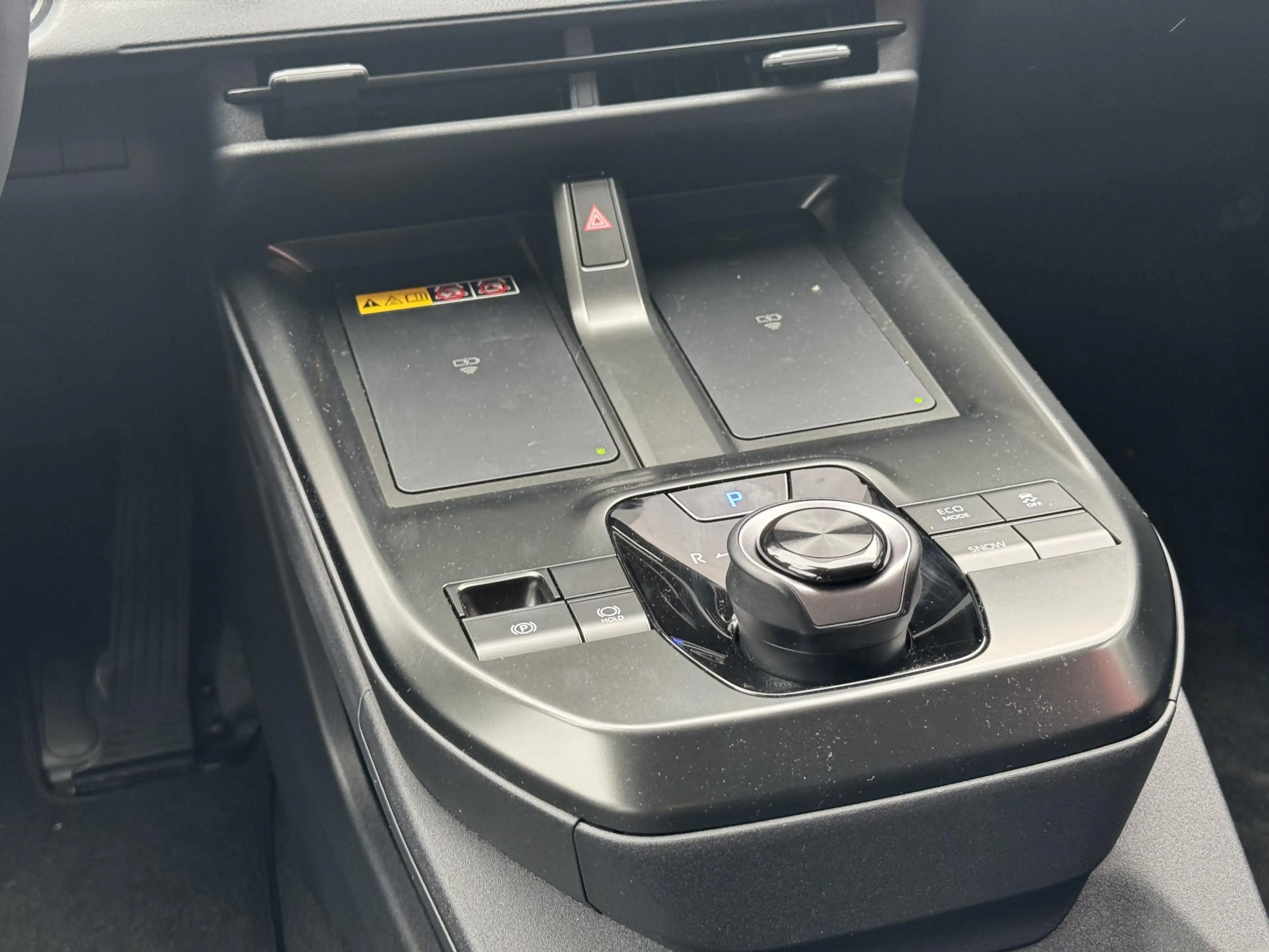 Toyota C-HR+ First Edition 77 kWh WARMTEPOMP EL-ACHTERKLEP PRIV — photo 8