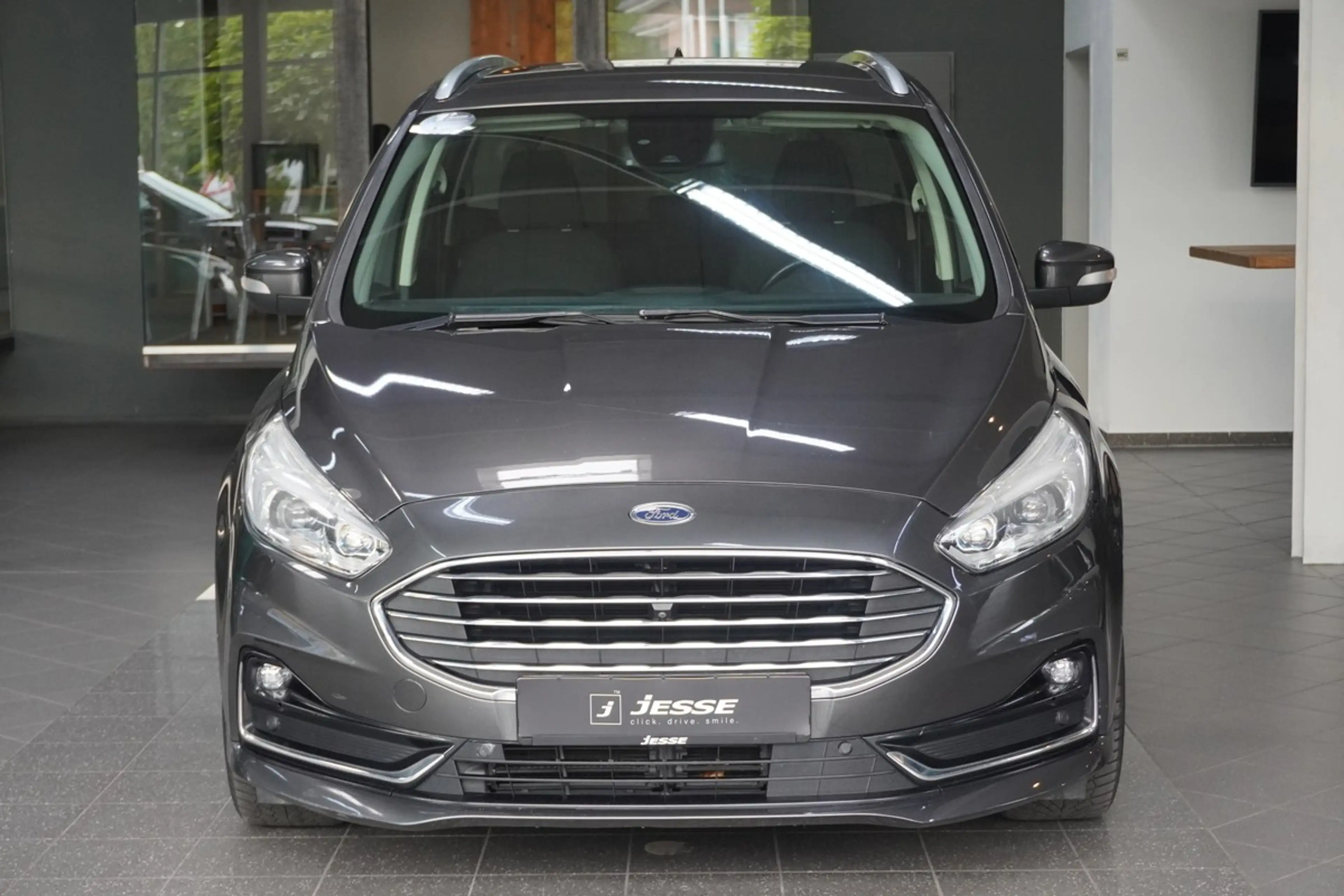 Ford Galaxy 2.0 EcoBlue Titanium LED ACC R.Cam AHK 7-Sitze — photo 2