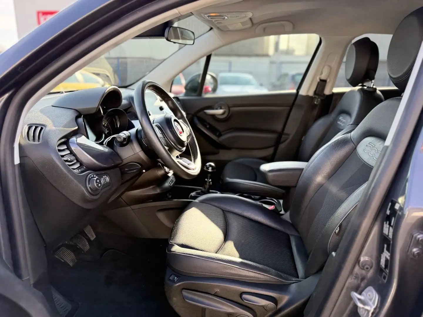 Fiat 500X Cross mit 19 Zoll Felgen + ACC + TWA Grau - 2
