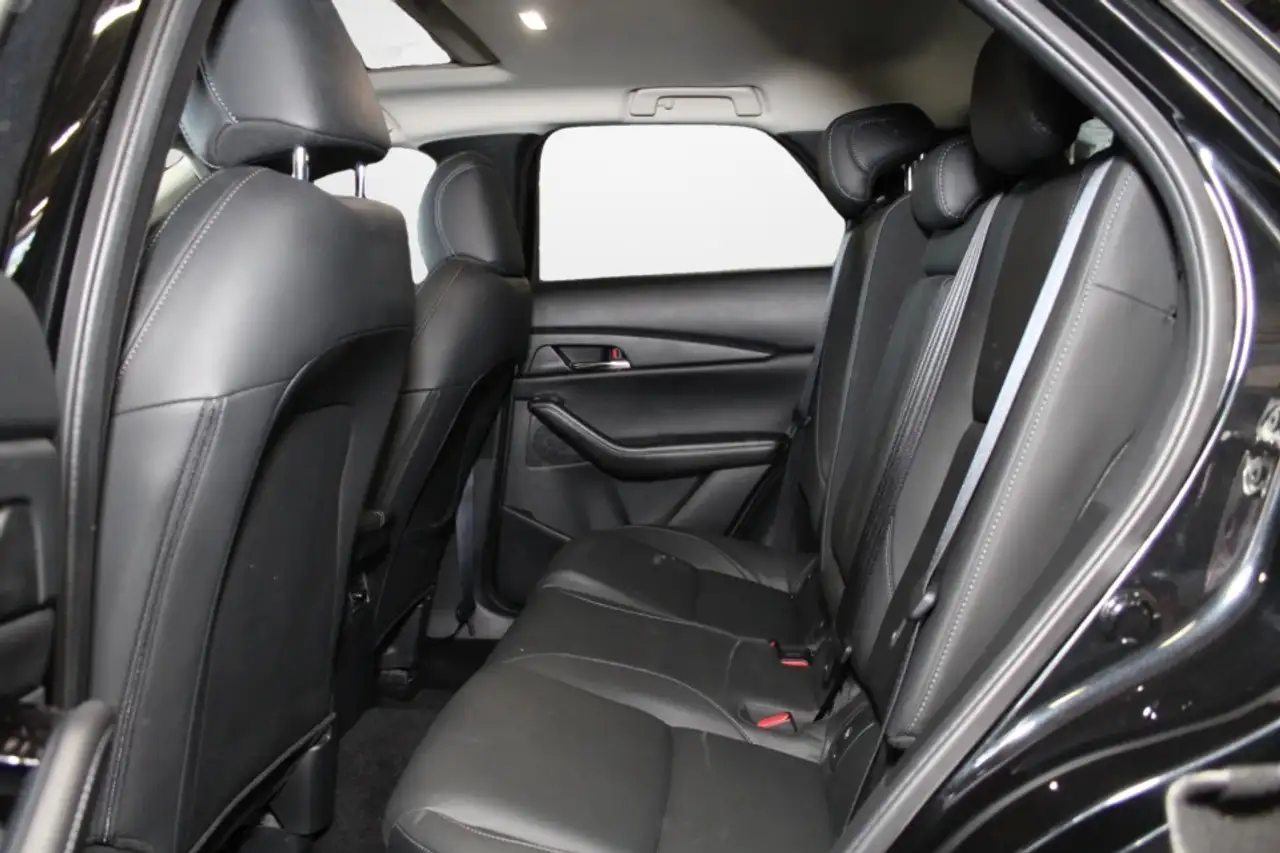 Mazda CX-30 снимка Mazda CX-30