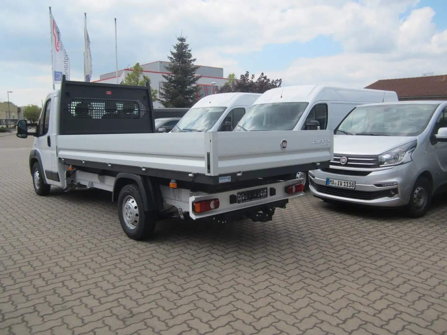 Fiat Ducato Pritsche ><L4 4200mm Blanc - 2