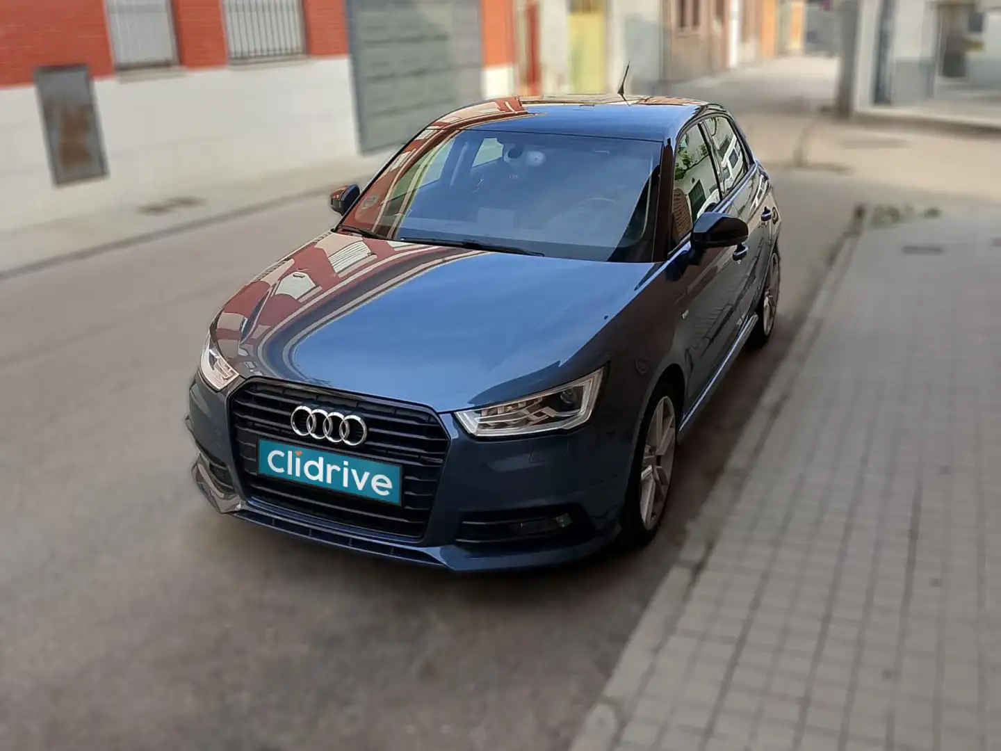 Audi A1 Sportback 1.6TDI Adrenalin Gris - 2