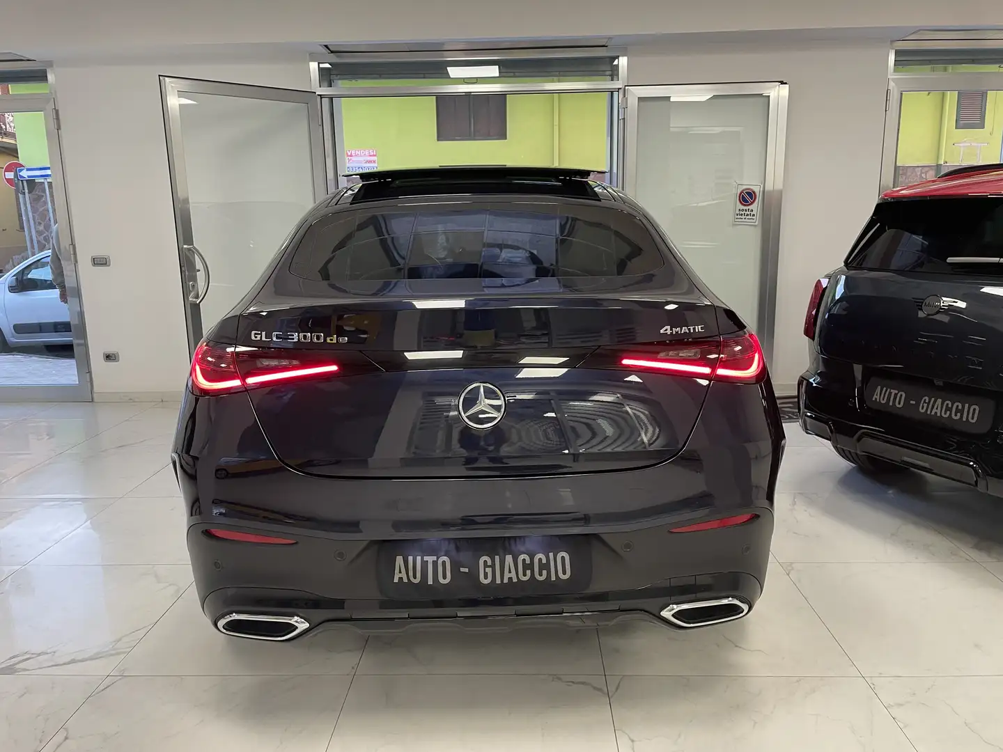 Mercedes-Benz GLC 300 Coupe de phev AMG Line Premium 4matic auto - 2