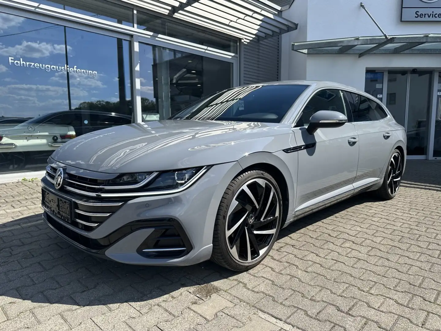Volkswagen Arteon Shooting Brake R-LINE 2.0TSI DSG*LED*KAMERA*20-ZOL Grau - 2