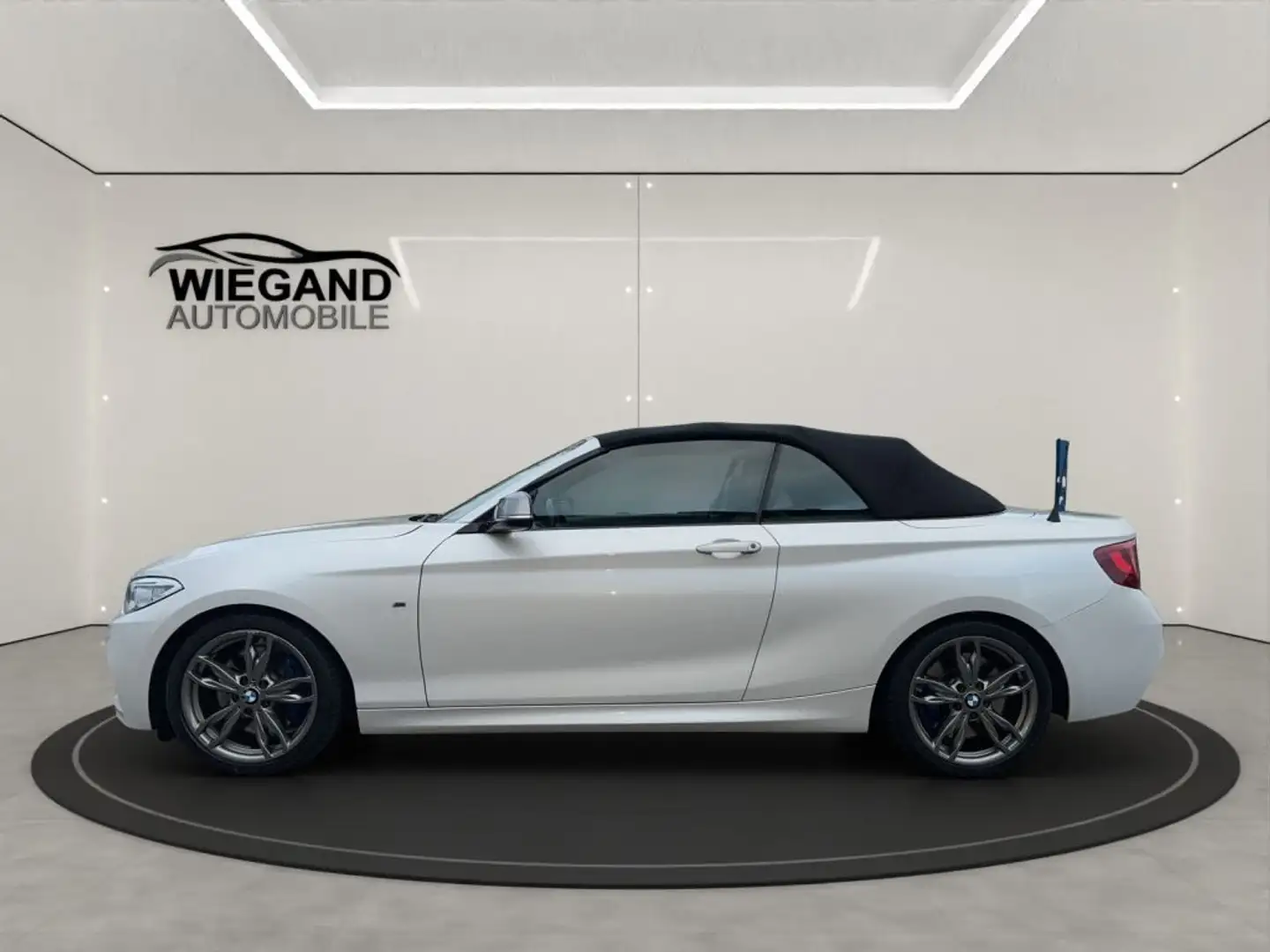BMW 240 Cabrio Sport-Aut+LEDER+HIFI+NAVI-PROF+ Weiß - 2