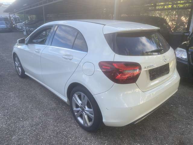 Mercedes-Benz A 200 A 200 CDI / d (176.008)