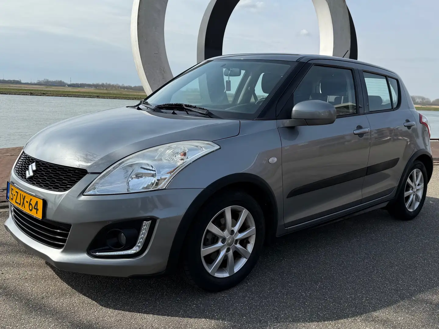 Suzuki Swift Swift 1.2 Dynamic EASSS Grijs - 1