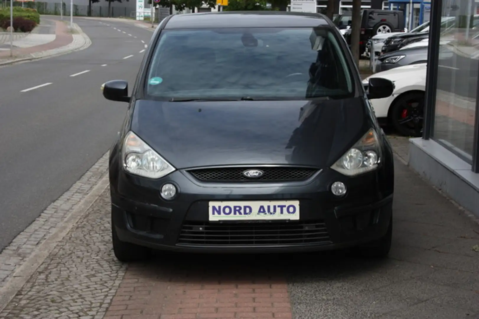 Ford S-Max 2.0 TDCi Ambiente Autom. Klima/7Sitze Blau - 2