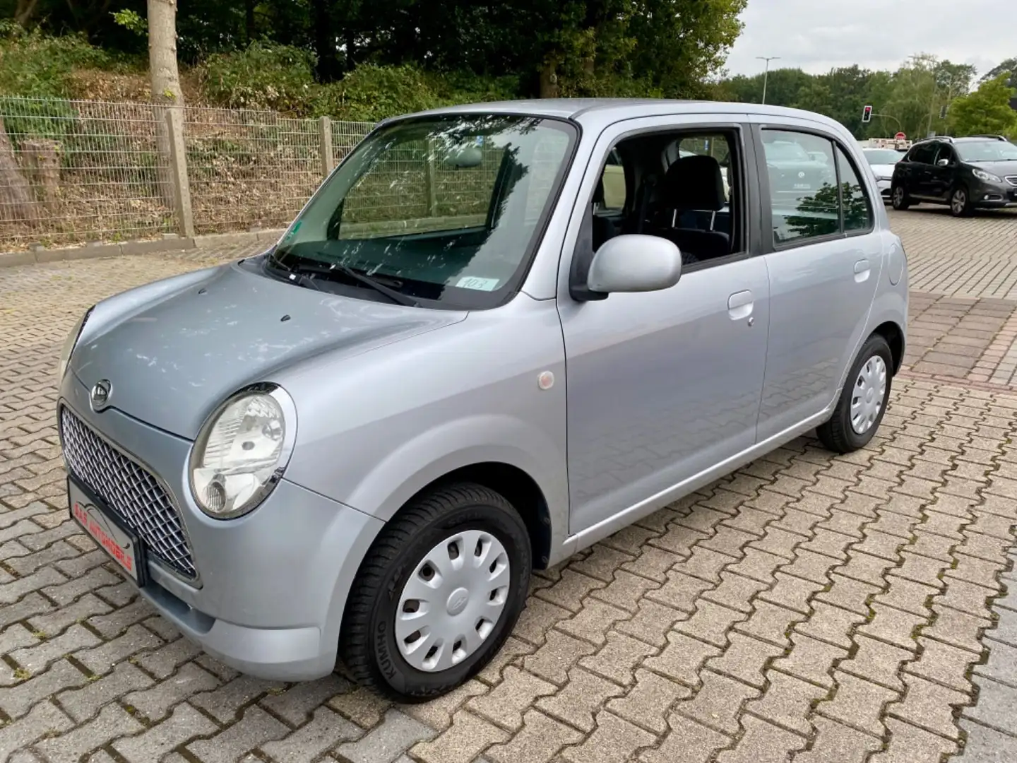 Daihatsu Trevis Trevis Junior/Gepflegter Zustand Plateado - 2