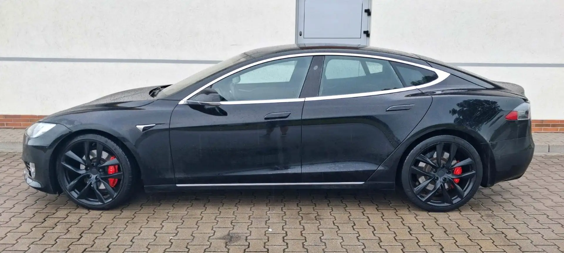 Tesla Model S P100D Ludicrous Performance  Raven Schwarz - 2