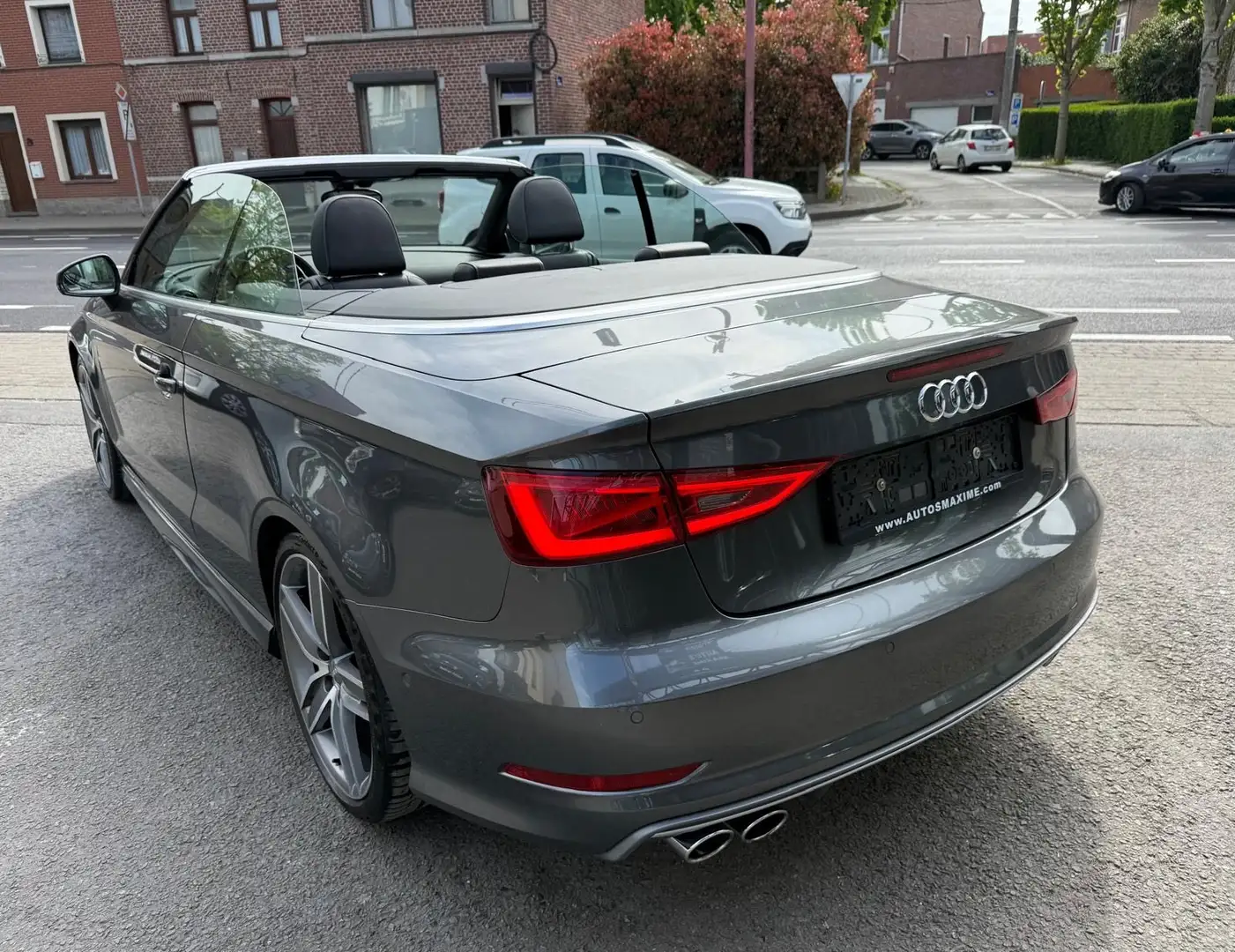 Audi S3 Cabriolet 2.0 TFSI Quattro / Full LED / Garantie Grijs - 2
