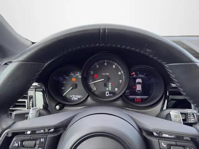 Porsche Macan Ansicht 11