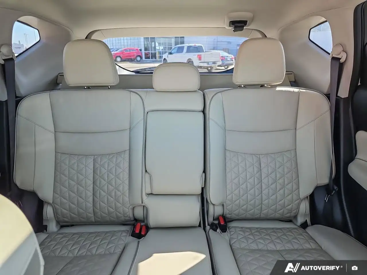 Nissan Murano снимка Nissan Murano