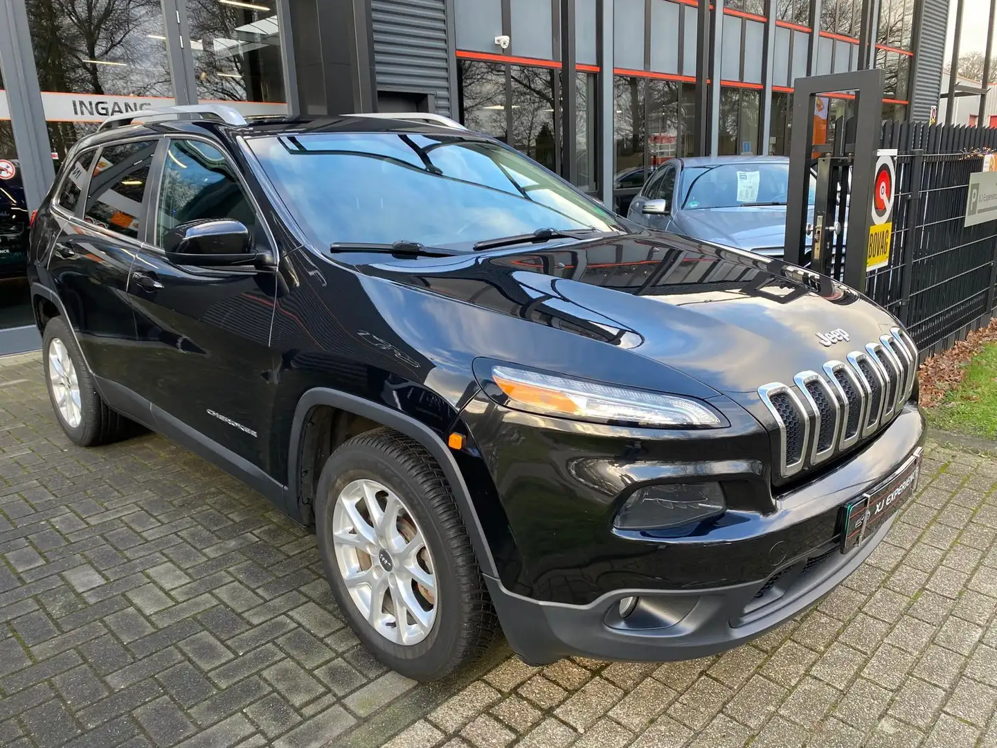 Jeep Cherokee 2.4 LATITUDE NAVI AIRCO Camera Negro - 2