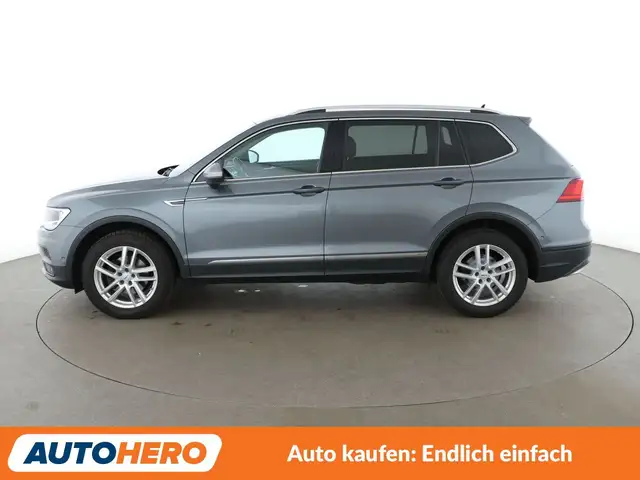 Volkswagen Tiguan Allspace view 3