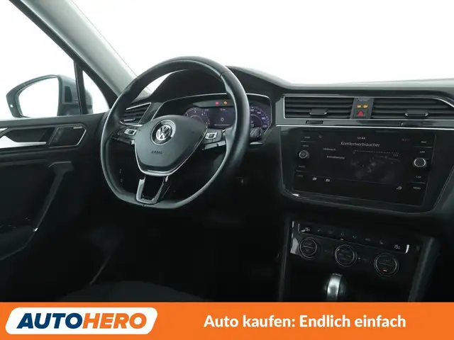 Volkswagen Tiguan Allspace view 13