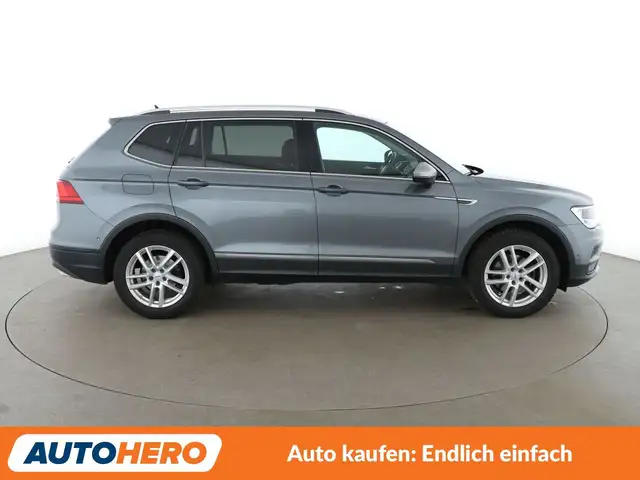 Volkswagen Tiguan Allspace view 7